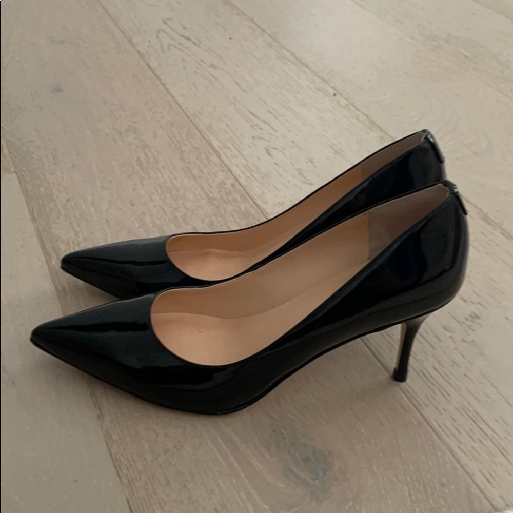 Ivanka Trump black patent 9.5 heels new 3”